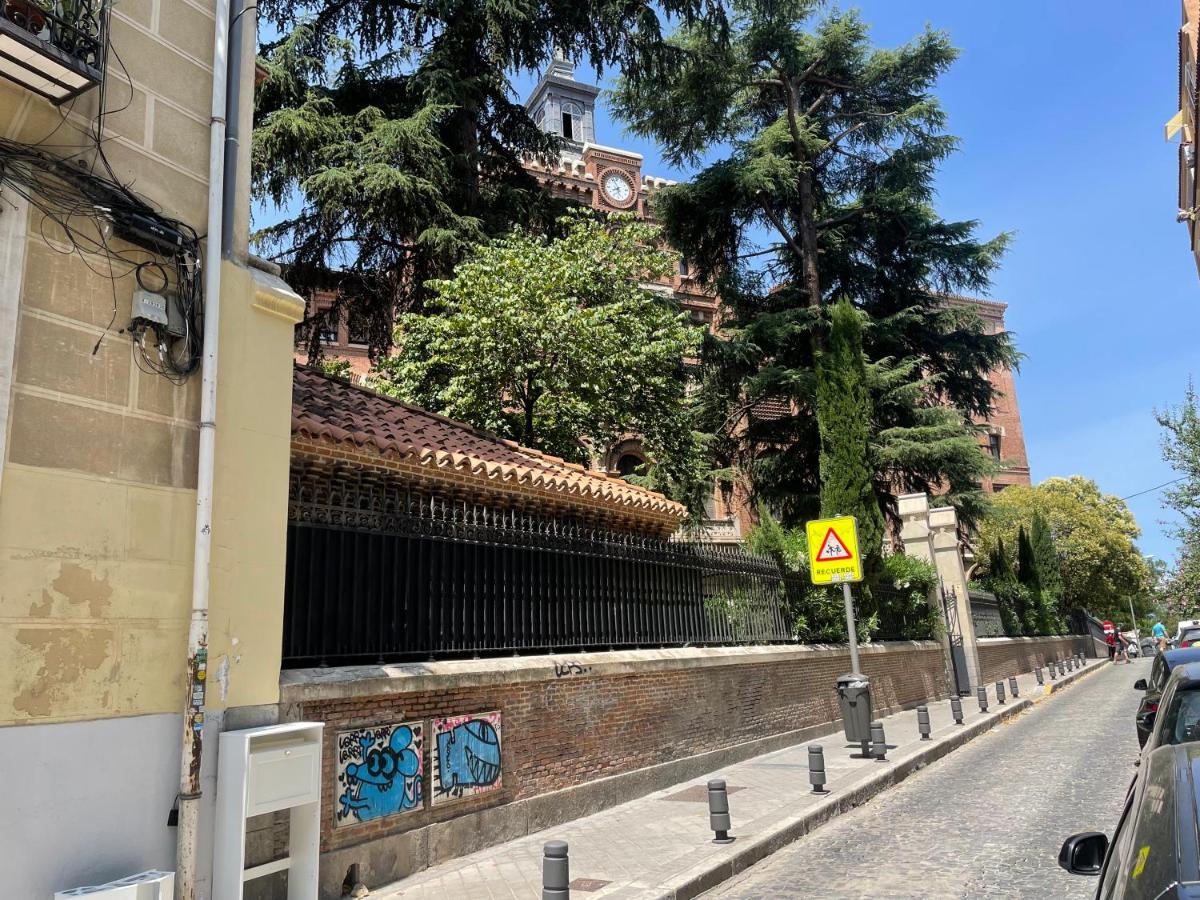 San Buenaventura Vistillas Apartamento Para Dos Apartment Madrid Bagian luar foto