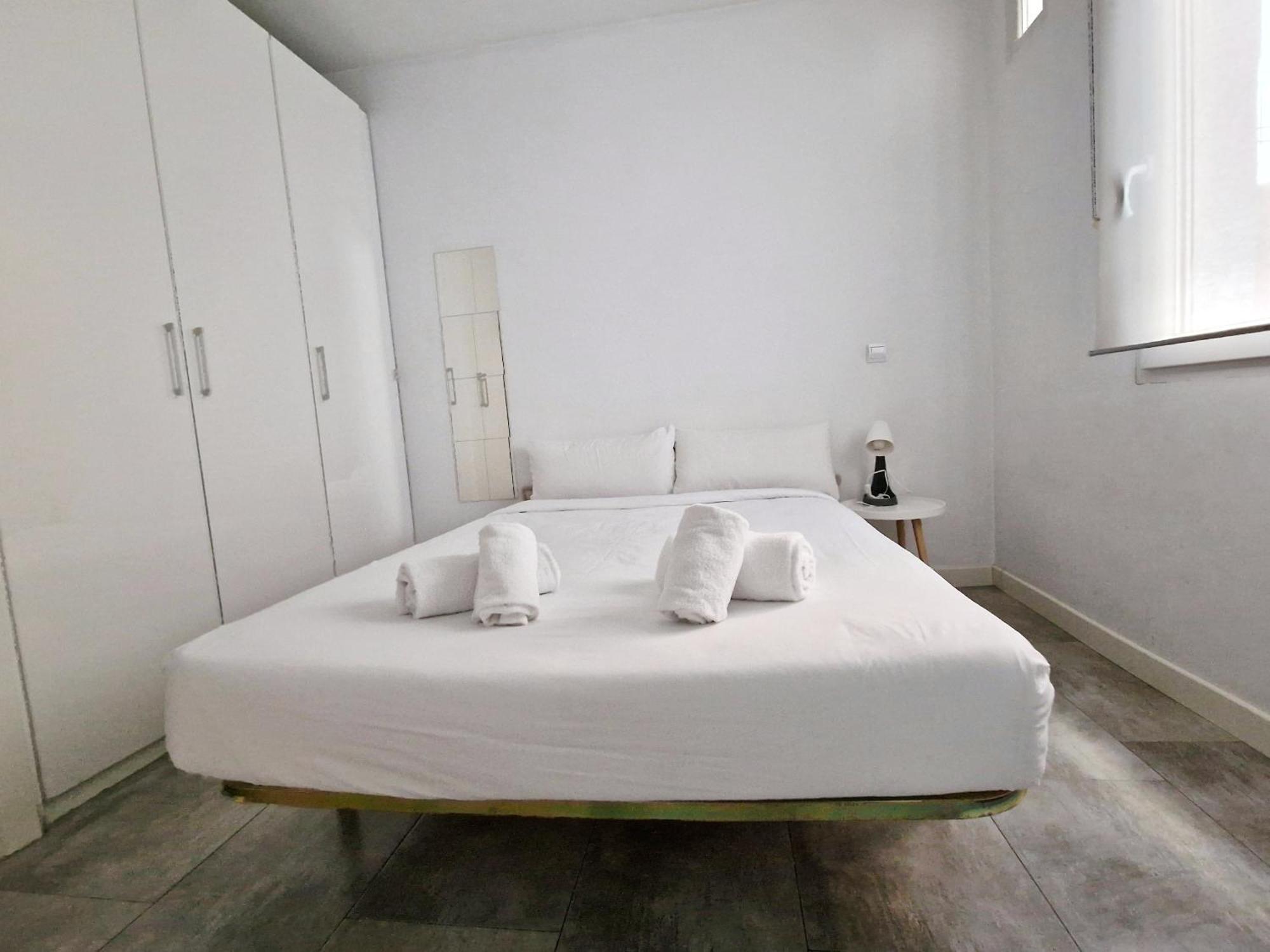 San Buenaventura Vistillas Apartamento Para Dos Apartment Madrid Bagian luar foto