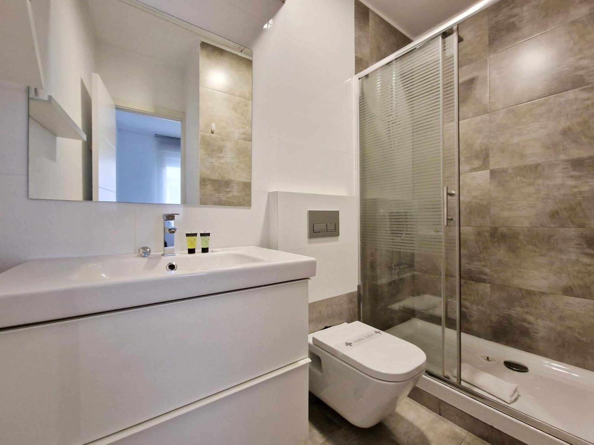 San Buenaventura Vistillas Apartamento Para Dos Apartment Madrid Bagian luar foto